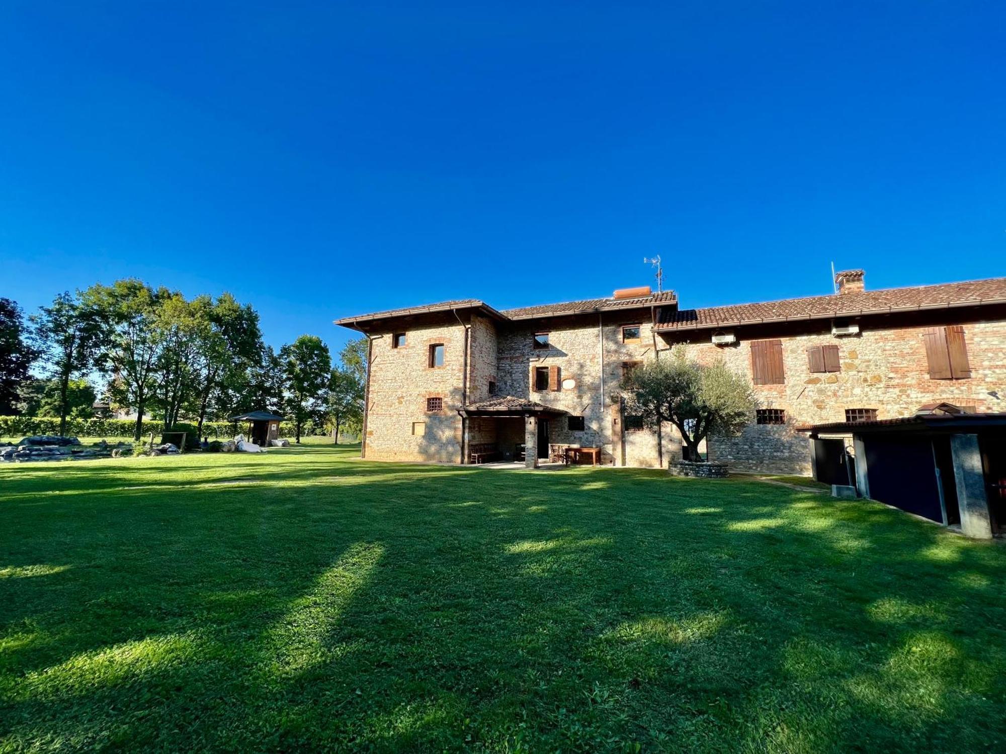 Villa Saten Pavia di Udine Luaran gambar